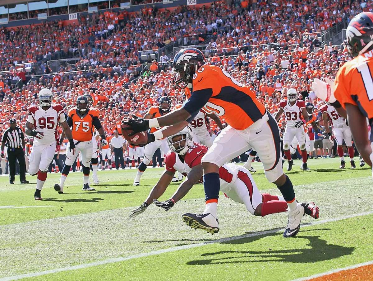 Julius-Thomas-18-Manning-500th_TD-BY4_1536.jpg